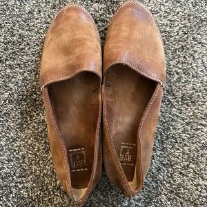 Frye Tan Leather Women’s Flats